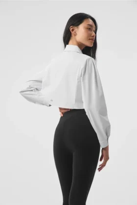 Cropped Take Me Out-overhemd met knopen – Wit