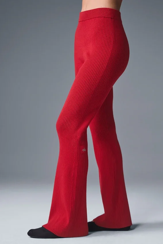 Denim-gebreide High-Waist-broek met uitlopende pijpen – felrood/donker felrood
