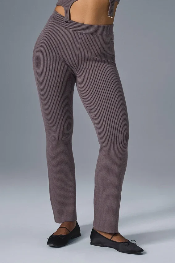Denim gebreide High-Waist-broek met uitlopende pijpen - Raisinette/Zwart