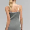 Geribde Highline-jurk van tricot – Lunar Grey/White