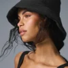 Good Shade Puffer-buckethoed - Zwart