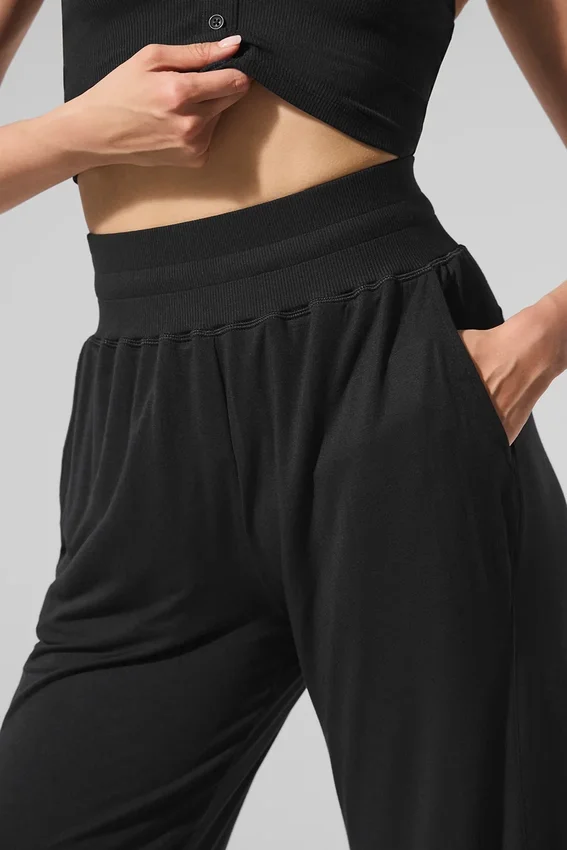 Halfdoorzichtige, delicate lounge-broek met wijde pijpen - Zwart