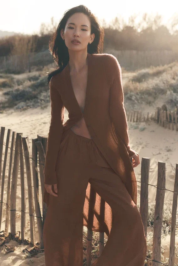 Halfdoorzichtige Golden Hour-broek met High-Waist-taille en rechte pijpen – Sun Kissed Brown