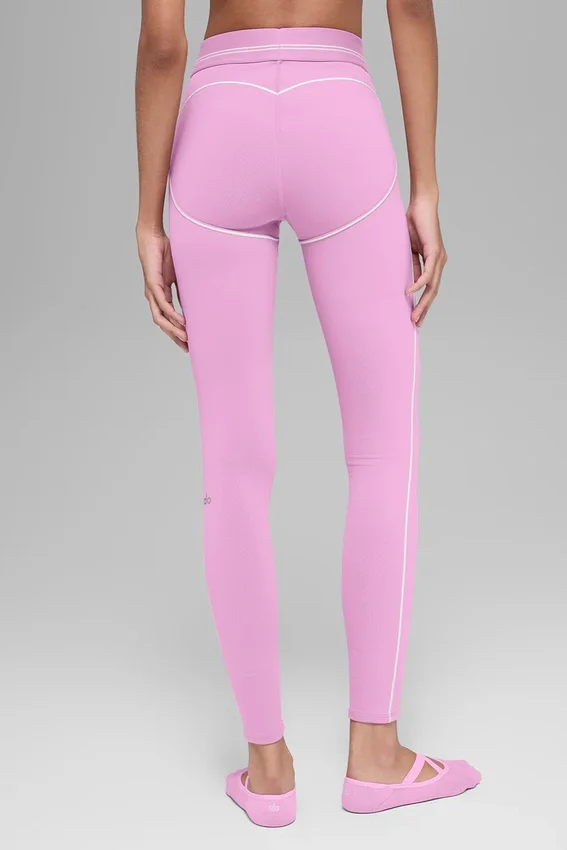 High-Waist 7/8 Heart Throb Legging – Candy Heart Pink/Wit