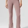 High-Waist Airbrush Bootcut Legging - Taupe