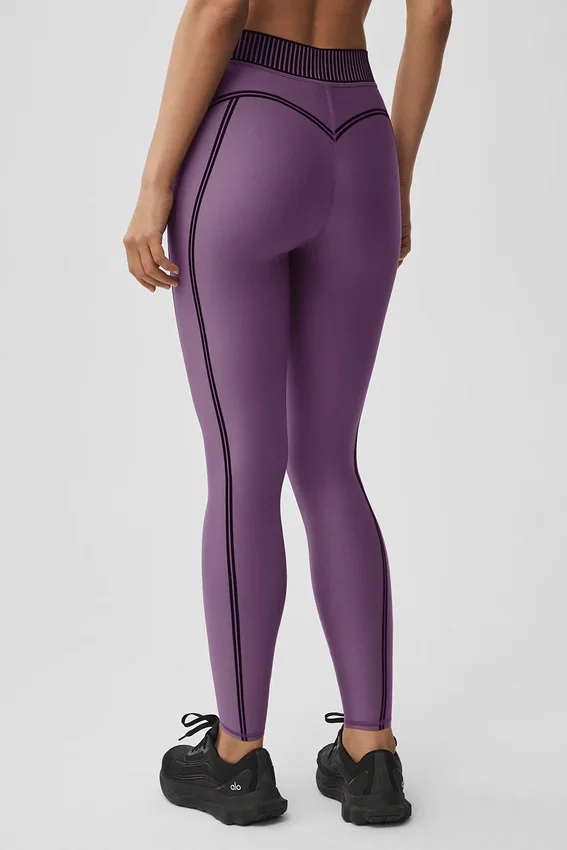 High-Waist Airlift 7/8-legging uit de Line-up-collectie - Plum Kiss