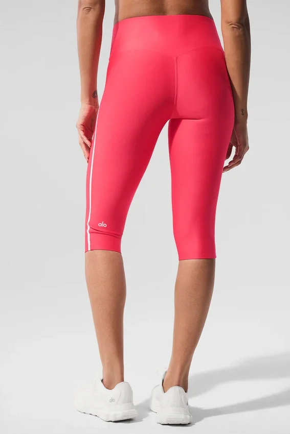 High-Waist Airlift Supergladde capri met contrast — Candy Red/White