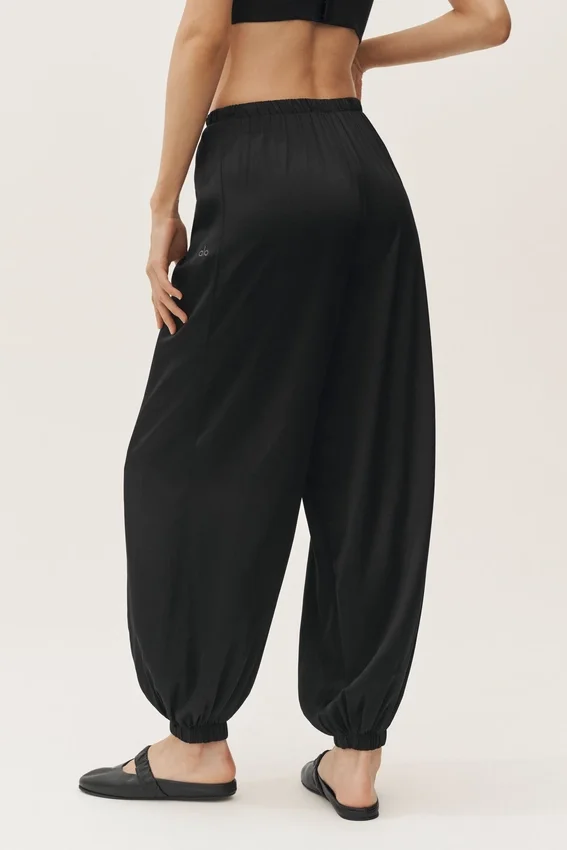 High-Waist-broek van zijden mix – Zwart