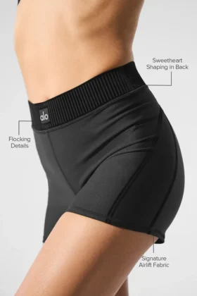 High-Waist Line-up Korte broek – Zwart