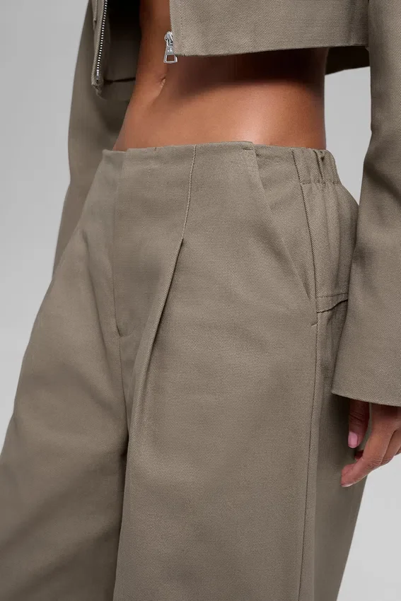 High-Waist Main Character Wide Leg Trouser – Light Cocoa