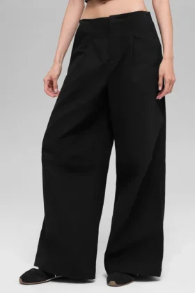 High-Waist Main Character Wide Leg Trouser - Zwart