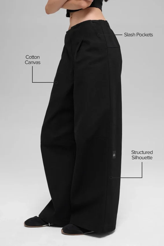 High-Waist Main Character Wide Leg Trouser - Zwart