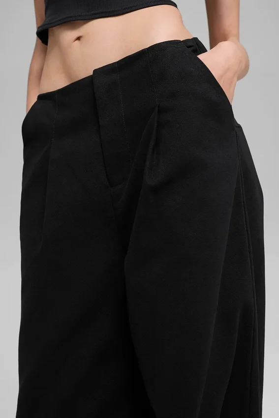 High-Waist Main Character Wide Leg Trouser - Zwart