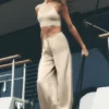 High-Waist Radiance-broek van zijden mix – Sandy Beige