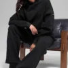 Hoodie met krijtstreep - Zwart met krijtstreep