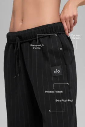 Joggingbroek met rechte pijpen en krijtstreep – Black Pinstripe
