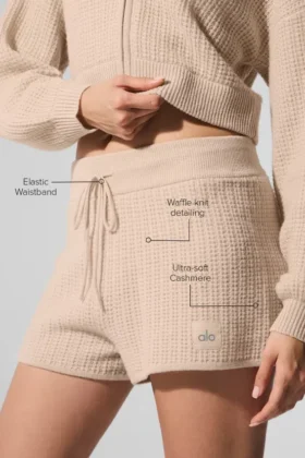 Kashmir High-Waist-korte broek met zachte wafelstof – Macadamia Blush