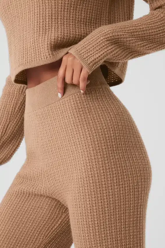 Kasjmier High-Waist broek met zachte wafelstructuur - Toasted Almond