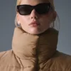 Kort Gold Rush-puffergilet - Toasted Almond