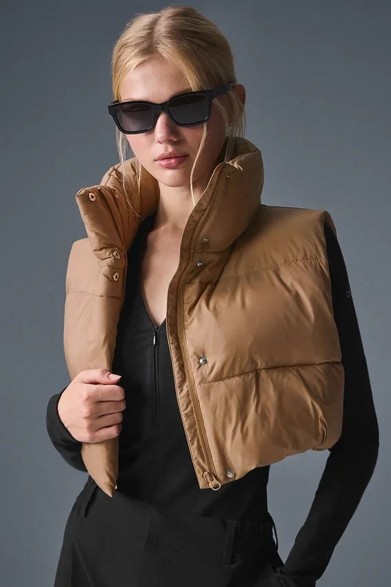 Kort Gold Rush-puffergilet - Toasted Almond