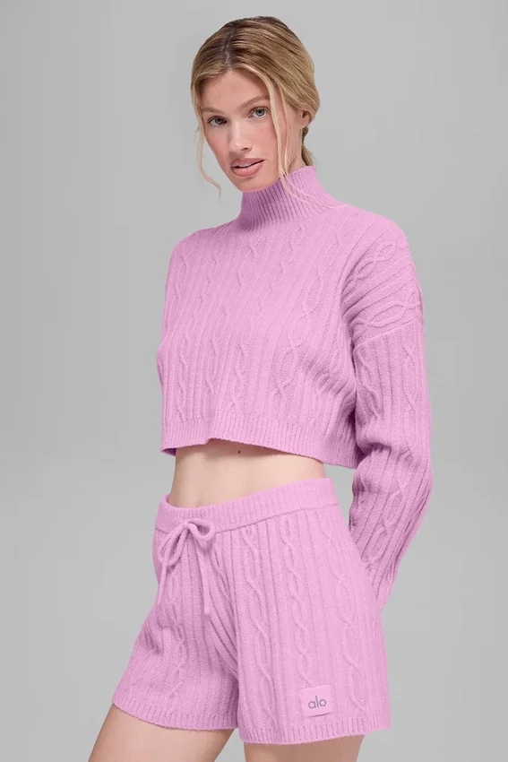Kort Winter Bliss-trui met col en lange mouwen in kabelpatroon - Candy Heart P