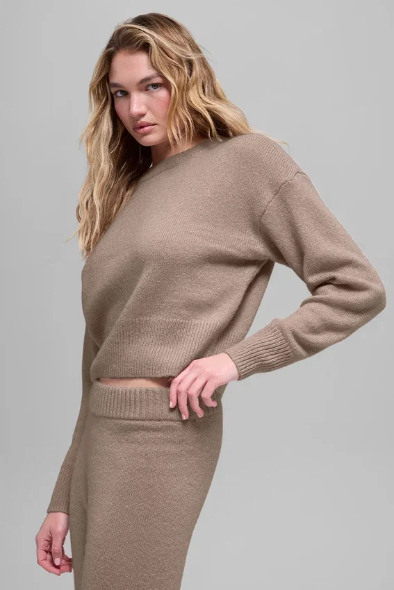 Korte New Class-trui met ronde hals van wol en kasjmier - Chai Latte
