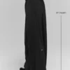 Luchtige broek met wijde pijpen (Regular) - Zwart