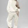 Make Waves Hoodie - Ivoor/Bone/Gravel