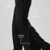 Mid-Rise Cosmopolitan Snap-broek - Zwart