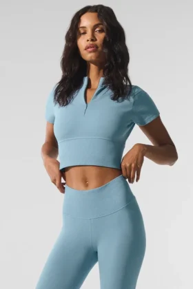 Naadloos, warm en zacht cropped T-shirt met korte mouwen voor de winter – Celestial Blue