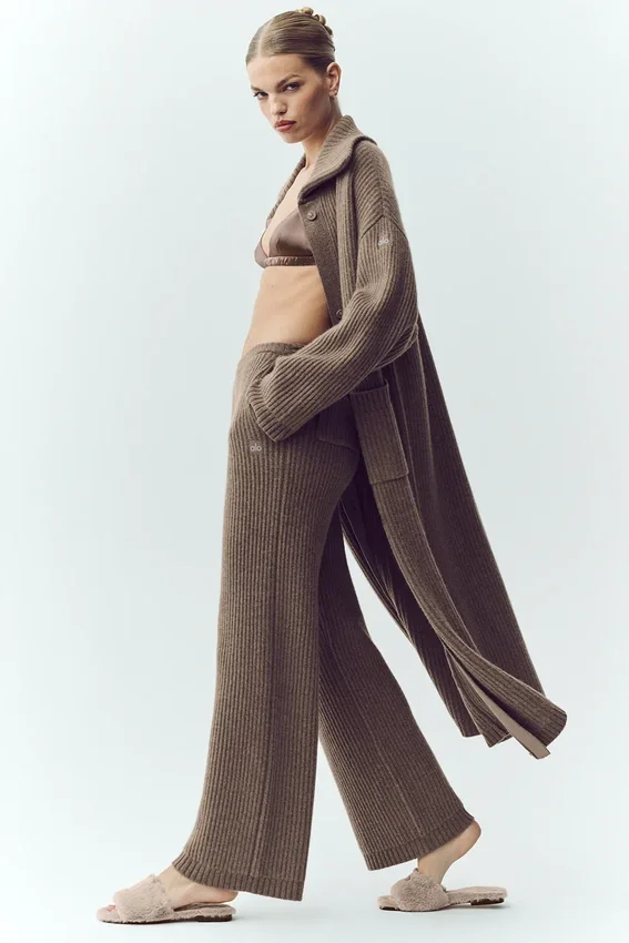 Northstar-broek met High-Waist en rechte pijpen van kasjmier – Alpine Cocoa Heather