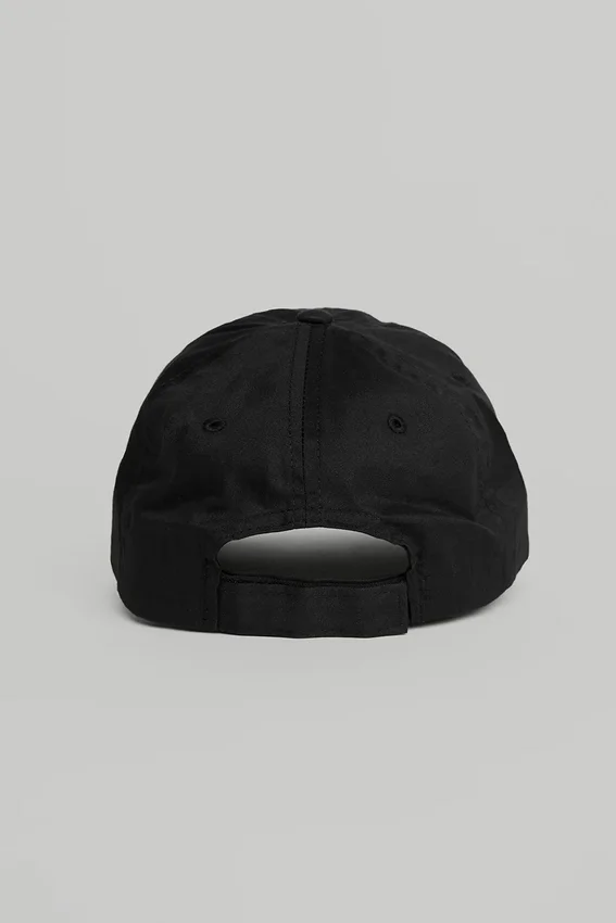 Off Duty-petten