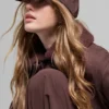 Satijnen Off-Duty-pet - Brownstone