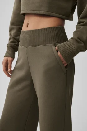 Serenity joggingbroek met wijde pijpen – Olive Tree