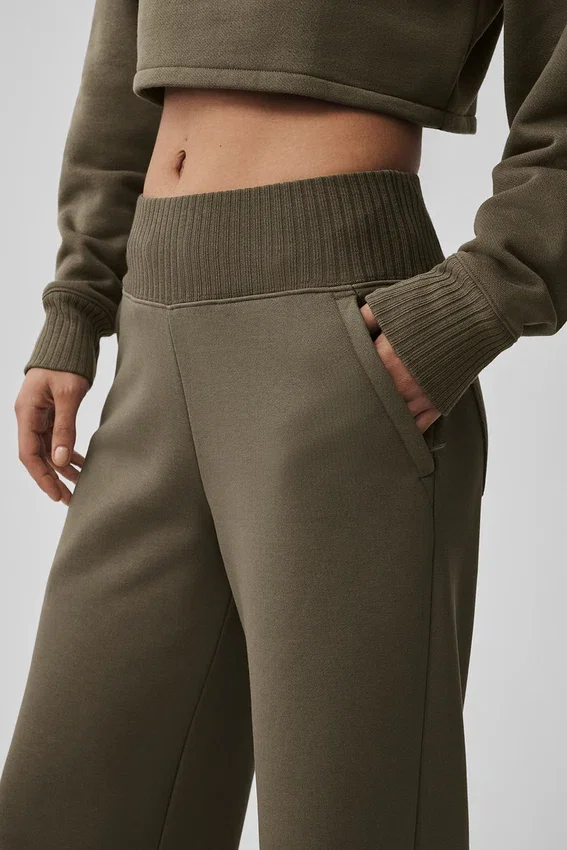 Serenity joggingbroek met wijde pijpen - Olive Tree
