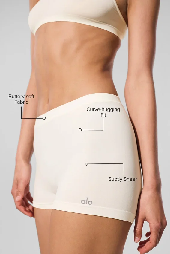 Sheer Glow Boyshort - Ivoor