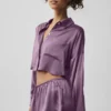 Silk Luminous cropped overhemd met lange mouwen en knopen - Plum Kiss