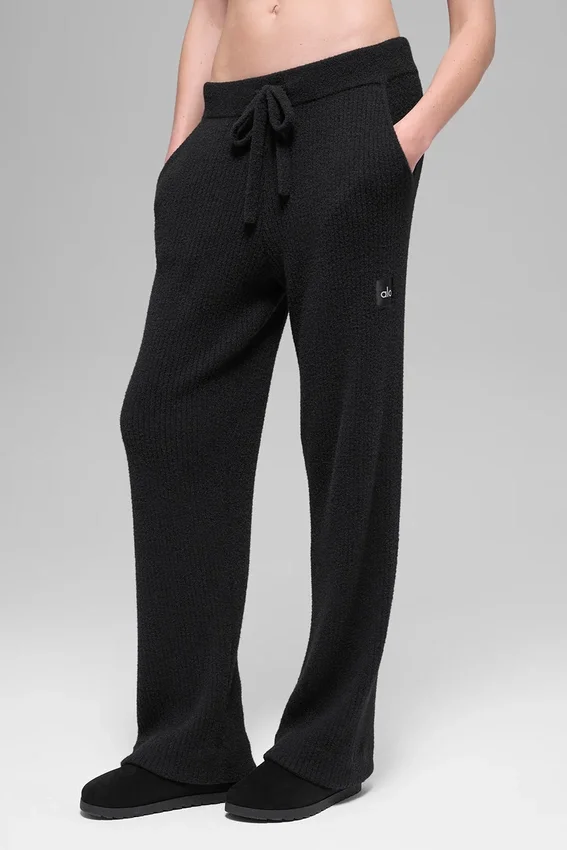 Snuggle Up-trui met High-Waist broek met wijde pijpen - Zwart