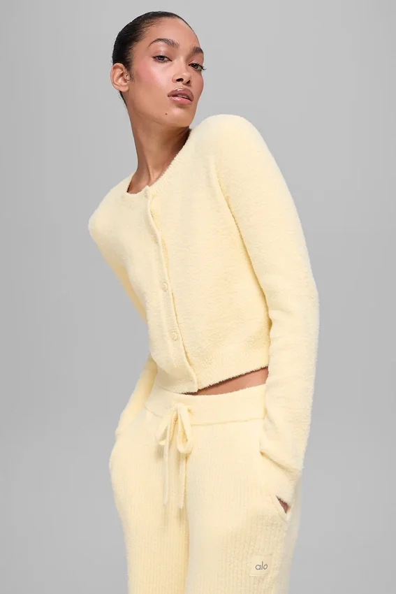 Snuggle up Truie kort vest - kaarslichtgeel
