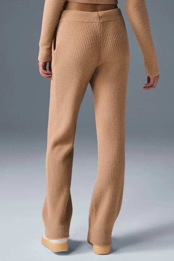 Snuggle Up Truie met High-Waist broek en wijde pijpen - Toasted Almond