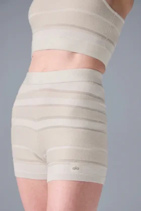 Sport Play High-Waist gebreide korte broek – ivoor/alabaster