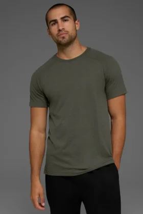 Triumph Raglan-T-shirt - Stealth Green