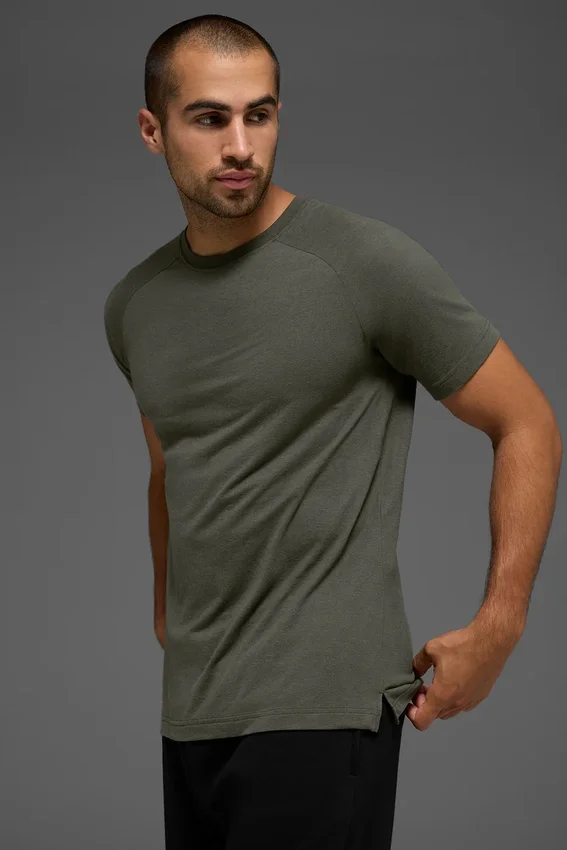Triumph Raglan-T-shirt - Stealth Green