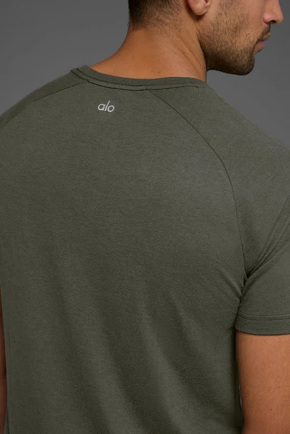 Triumph Raglan-T-shirt - Stealth Green