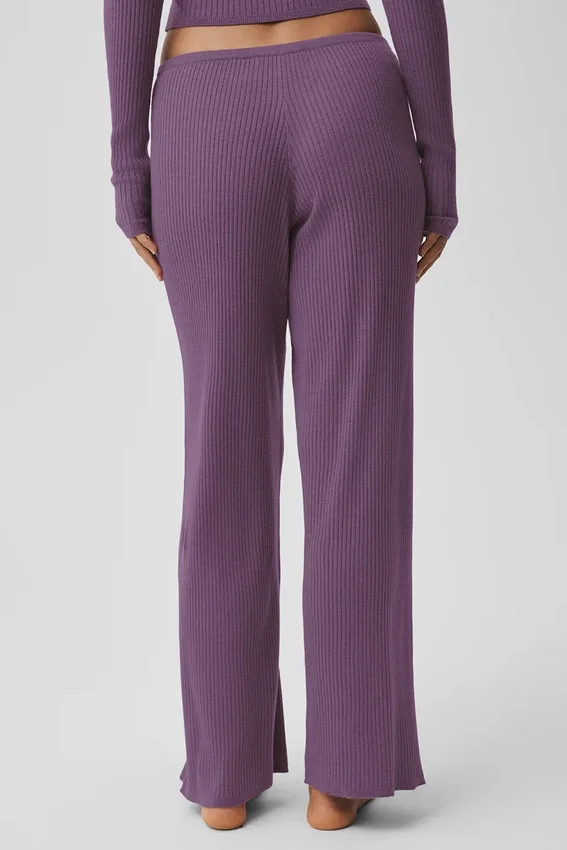 Trui Unwind-broek met middelhoge taille en wijde pijpen – Plum Kiss