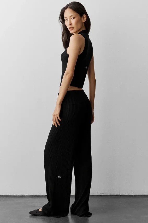 Trui ‘Unwind’ van tricot - Zwart