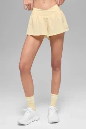 V-Cute korte broek – Candlelight Yellow