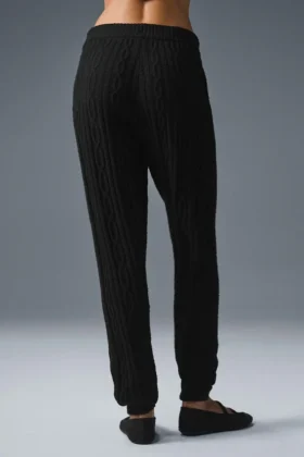 Winter Bliss-broek met kabelpatroon – Zwart