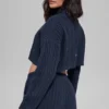 Winter Bliss cropped coltrui met lange mouwen in kabelpatroon - Navy