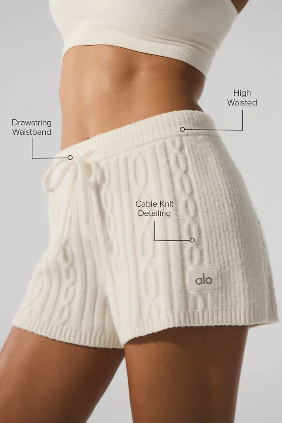 Winter Bliss-korte broek met kabelpatroon - ivoor